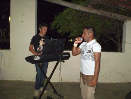 DAMIÃO DOS TECLADOS E FORRÓ REMEXE